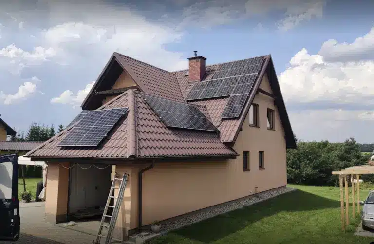 Jaki magazyn energii do fotowoltaiki 5 kW – jak dobrać pojemność i parametry?